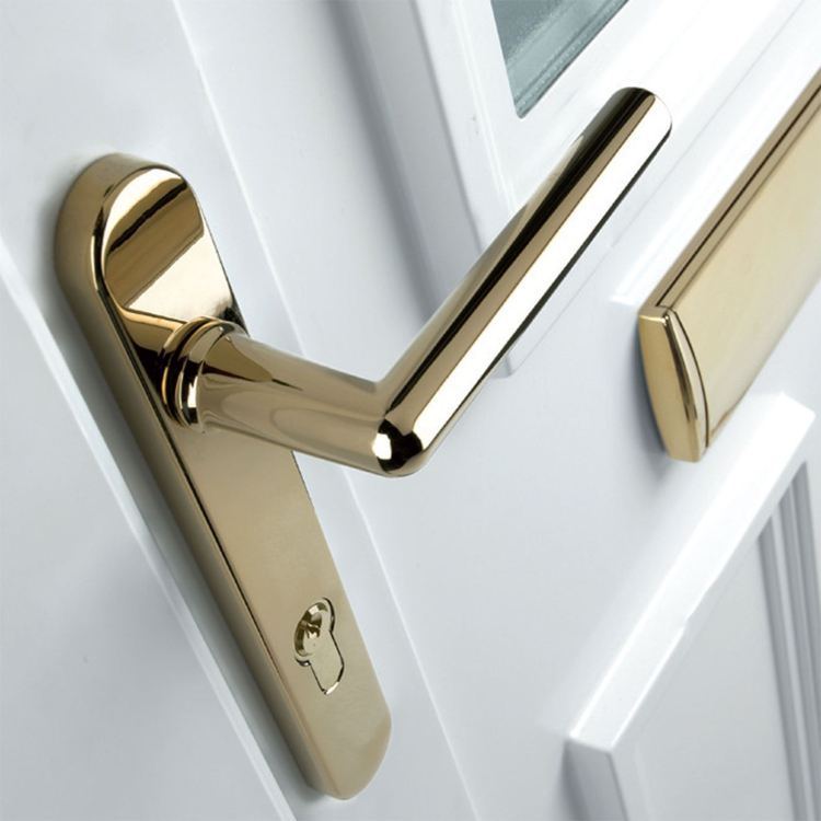DéDannan: Your One-Stop Shop for Door Handle Replacement DéDannan supplies and fits door handles for all types of doors, including PVC doors, aluminium doors, aluclad doors, timber doors, and wooden doors. We have a wide range of door handles to choose from, in a variety of styles and finishes. Our experienced technicians can quickly and efficiently fit your new door handles, leaving your doors looking and functioning their best. Benefits of using DéDannan for your door handle replacement needs: Wide range of door handles to choose from Leading brands available Experienced technicians who can quickly and efficiently fit your new door handles Free consultation and estimate Contact DéDannan today for a free consultation and estimate on your door handle replacement needs.