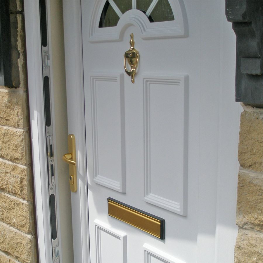 Letterboxes fitted to uPVC wood and aluminium doors composite door letterboxes, Dublin, Clondalkin, Malahide, Clongriffin, Ballyfermot, Sandyford, Dun laoighre, city centre, Swords, Finglas, Clonee, Ballymun, Crumlin, Rathmines, Ranelagh, Goatstown, Balbriggan, Skerries, Galway, Loughrea, Athenry, Ballinasloe, Roscommon, Castlerea, Athleague. Strokestown, Rooskey, Boyle, Leitrim, Carrick on Shannon, Dromod, Mohill, Meath, Navan, Slane, Trim, Kells, Athboy, Oldcastle, Westmeath, Athlone, Mullingar, Ballynacarrigy, Killucan, Raharney, Cavan, Virginia, Shercock, Bailieborough, Kingscourt, Longford, Drumlish, Ballinalee, Granard, Ballymahon & Edgeworthstown